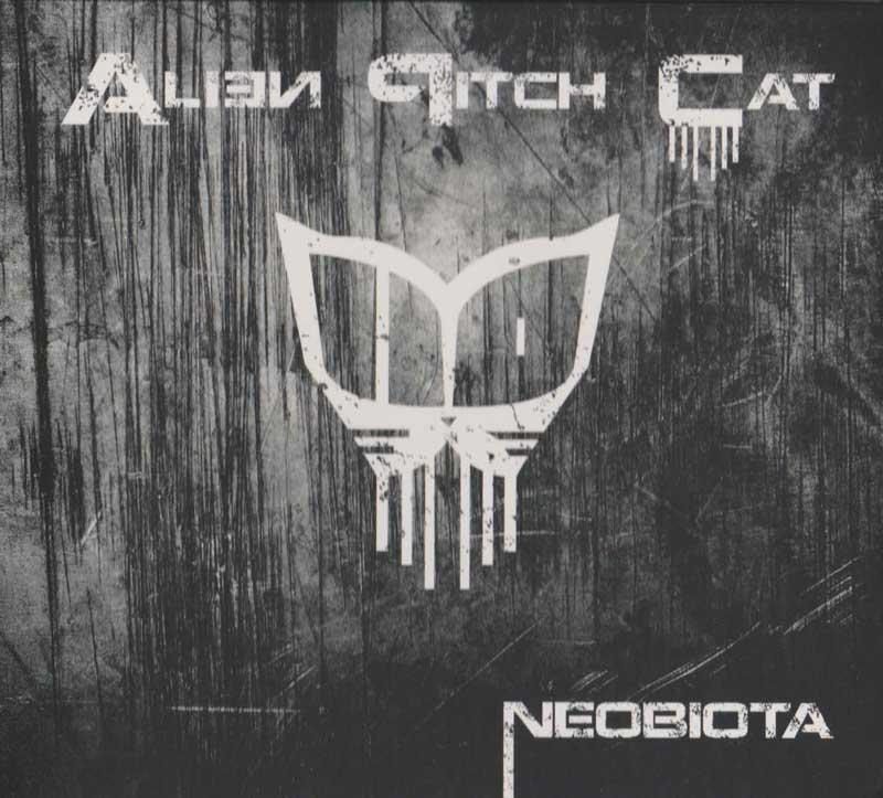 Alien Pitch Cat - Neobiota (Front Cover)